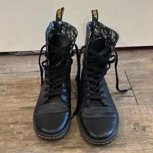 Dr. Martens Black Lace Up Combat Boots Size 6